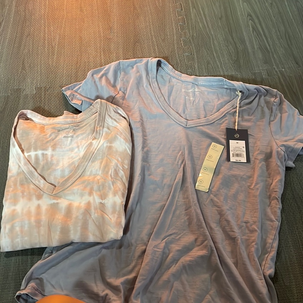 V neck t shirts